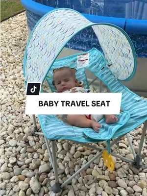 This has made beach days and backyard afternoons so much easier. ☀️ #summerbaby #babyseat #newbornessentials #babygear #babytravelmusthaves 