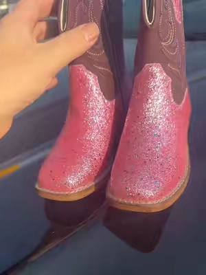 Girl dads, this is how you score major points. 🤠✨ These glitter cowboy boots are the kind of surprise that gets an instant smile. Perfect for school, rodeos, concerts, dress-up, or just because your little cowgirl deserves to sparkle. #GirlDad #CowgirlBoots #KidsCowgirlBoots #BackToSchool #tiktokbacktoschool 