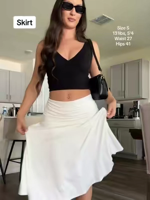 Effortlessly chic 🖤 @ogl  #oglmove #midiskirt #flowyskirt #dinneroutfit 