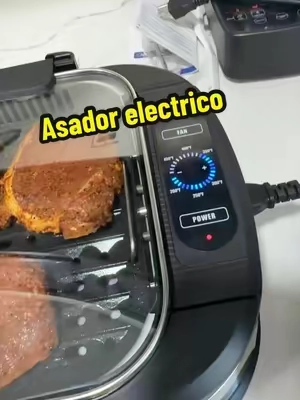 Asador eléctrico ⚡️ súper práctico para no pasar calor en la parrilla del patio #asador #electrico 