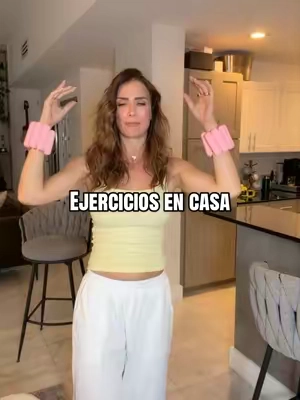 Estoy usando las de 2kg si eatas recien comenzando te recomiendo las de 1 kg #bala #balabangles #ejercicioencasa #workout #backtoschoolshopping 