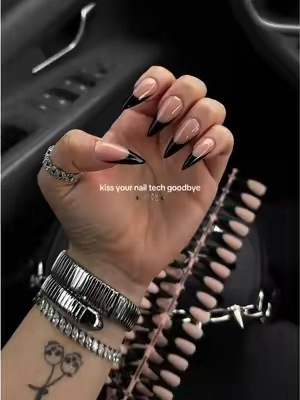 @BTArtboxnails #pressonnails #pressons #stilettonails #TikTokshopbacktoschool 