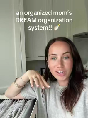 how the cool moms are keeping their kids organized 😎 #organizewithme #momorganization #familyorganization #filingsystem 