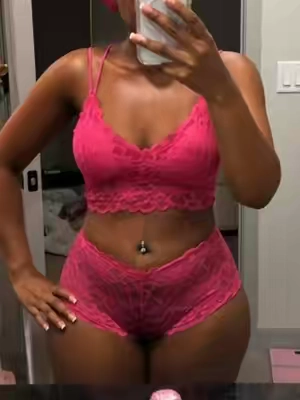 💕💕💕💕💝🎀 #pinkaesthetic #pinkoutfit #pajamas #laceoutfit #sexy 