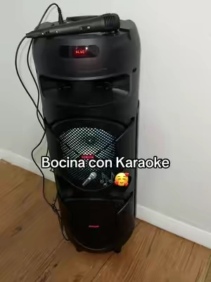 Bocina con karaoke perfecta para las fiestas familiares 🥰🎶#speaker #speakerbluetooth #bocinabluetooth #karaoke 