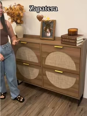 #shoecabinet #entrywaydecor #zapatera #furniture #homefinds 