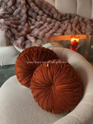 7670764586953346317