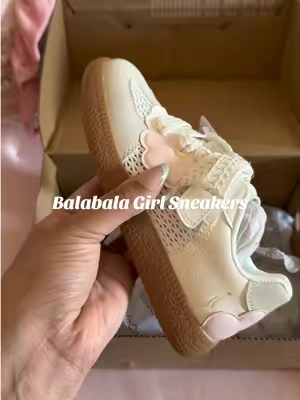 SO CUTE 🥰 & will match so many outfits! They come in another color option as well #balabala #kidshoes #girlmom #backtoschool #velcroshoes 
