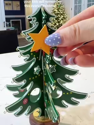 What a sweet advent calendar; my toddlers are going to love adding an ornament every day as we countdown to Christmas ❤️