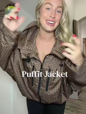 @PUFFIT.US has the best jackets ever! This rain jacket is so cute and functional! #rainjacket #jackets #windbreakerjacket #puffit #jacketstyle 