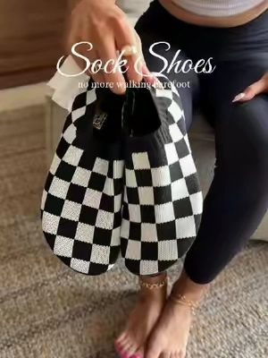 Finally, my feet can actually stay clean.#houseshoes #cozyathome #sahm #homehacks #tiktokmademebuyit 