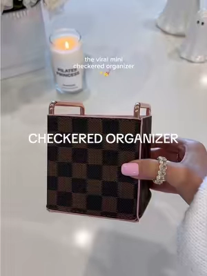 @DAILY RITMO has the goods 💅✨🧸 getting another one for my desk for pens! 📝 #organizer #organizers #makeuporganization #deskorganization #checkeredprint 