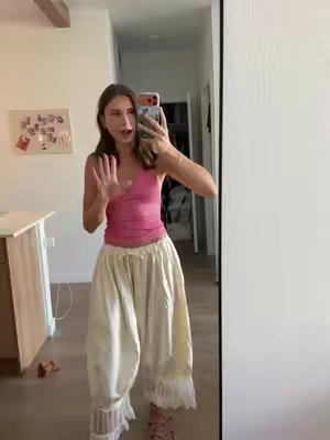 you know the fit is good when your mom copies you