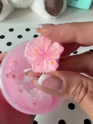 this slime is so pretty and love how it mixes 🌸✨ @cornwithslime #sakurafloat #cornwithslime #slime #pinkslime 