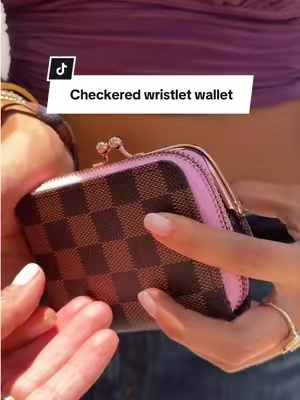 The checkered mini card & coin purse didn’t know you needed! This holds a ton of cards, cash, and even your earphones case. ##checkeredminiwallet##checkeredcoinpurse##lvwallet##tiktokshopnewarrivals##tiktokshopcreatorpicks@@DAILY RITMO