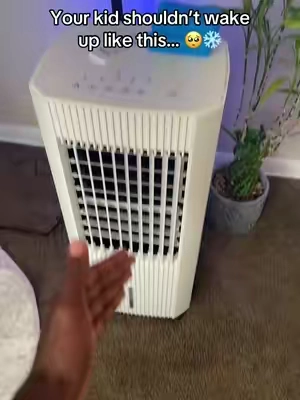 I wish I would’ve grab this last summer😩🥶 #portableac #portableairconditioner #acunit #fan #ac 