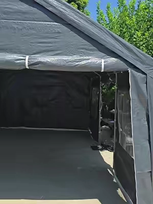 🌦️ Diseñado para diferentes necesidades Su cubierta de PVC resistente y el diseño con ventilación ayudan a crear un espacio práctico para resguardar vehículos, organizar herramientas o realizar reuniones al aire libre. #PortableGarage #CarCanopy #OutdoorStorage #BackyardSetup #DIYProjects