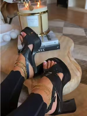 Melissa platform chunky heels are the must-have heels everyone is styling for effortless height, comfort, and standout outfits #Melissa #PlatformHeels #ChunkyHeels #PlatformShoes #WomensHeels 