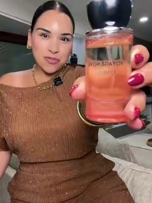 Uno de los perfumes más elegantes!  #perfume #perfumedemujer #perfumetiktok 