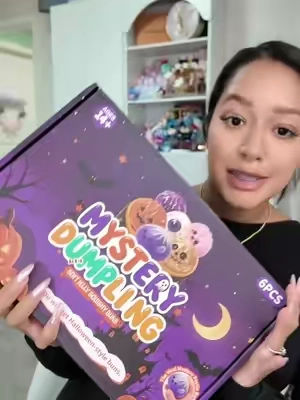 #halloweendumplings #squishydumplings #mysterydumpling 
