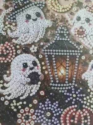 #DiamondArt #ArtsAndCrafts #Halloween #CraftyMom #Ghosts 