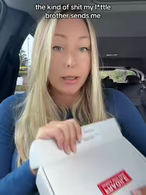 🤨🤨 #prank #joke #prankmail #TikTokshopbacktoschool #prankwars 