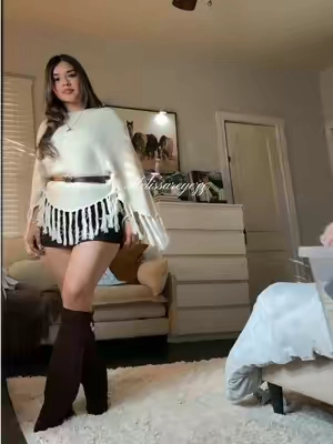 IG:Melissareyezz 🤎🤍 #westernfallfashion #vaqueraoutfits #trending 