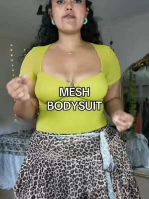 This green is everything! #midsizefashion #bodysuit