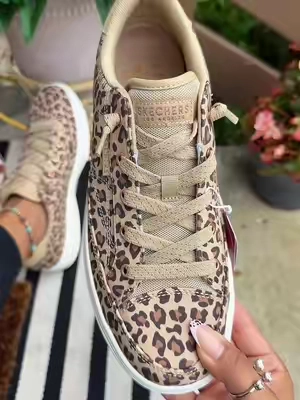 How cute are these 😍 #skechers #skechersshoes #skecherssneakers #qvcloyaltyprogram 