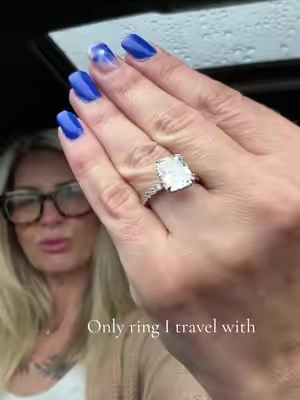 Only ring I travel with #pavoi #travelring #goldjewelry #TikTokshopbacktoschool 