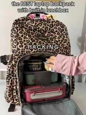 Insulated lunch pocket! 🤩 The perfect school/ work/ travel backpack 🎒✨  #lovevook #backpack #insulatedlunchbag #schoolbackpack #TikTokshopbacktoschool 