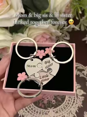 If you need a gift for Mom, big sister, and little sister, this is such an easy yes 🫂#MomGift #SisterGift #FamilyGift #MatchingKeychains #gift jx