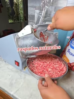 maquina para hacer raspadosaquona para moler hielo. #tiktokshopbacktoschool  #tiktokshopsummersale  #raspados  #icemachine  #raspadosnaturales 
