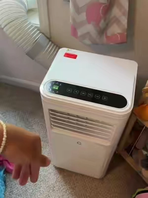If you’re sweating in your own home, here’s your sign to grab at least one of these portable air conditioners 🧊🥶 These air conditioners are renter friendly & budget friendly too ✨  #portableac#airconditioner#airconditioning#ac#itshotoutside 