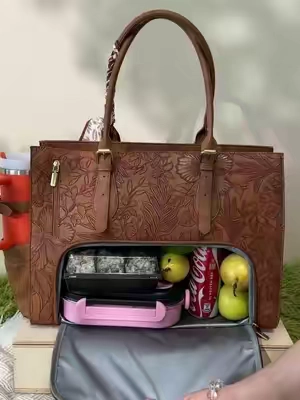 Brown embossed + giant capacity + insulated lunch cooler = my new daily BFF. Laptop, snacks, water, keys—all in one chic tote! 🦋#backtoschool #TikTokshopbacktoschool #lovevook #lunchbag #totebag 