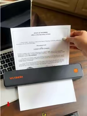 ¡Espera!🤯 ¿Es esta impresora tan portátil que se puede llevar a cualquier parte? #wirelessprinter #thermalprinter#portableprinter #tiktok #fyp