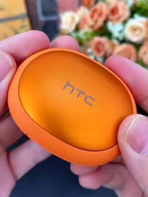 I live in NYC and my apartment faces a busy street. These earbuds changed my sleep forever. #HTCNE76 #sidesleeper #sleepearbuds #sleephack #tiktokmademebuyit 
