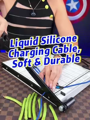 Four connectors in one cable—more convenient charging, still super cheap!#unitedstates #iPhone17 #tiktokshopsummersale #magicjohn 