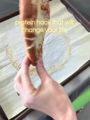 The easiest way to lower carbs and increase protein #ketobread #elevate #keto #ketorecipes #ketohack 