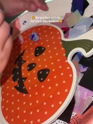 The cutest poke in art set to create a fun fall activity and also work on those motor skills!!🎃 this is the perfect activity to add to the kiddos boo baskets this year for Halloween👻 #kidsart #halloweenfinds #halloweenactivities #boobasket #boobasketideas 