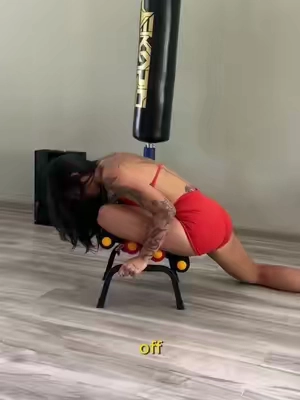 #backpainrelief #posture #fitnessrecovery #homegym #inversiontable 