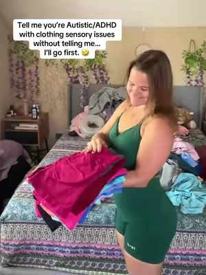 My colorful shorts never fail me 😩 idk if it’s the compression or what but they just make me feel safe 😭👀🤷🏼‍♀️🤣 #autism #sensoryissues #funnyvideo #autismawareness 