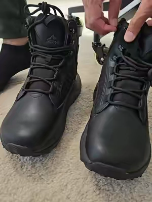 NORTIV 8 Wide Toe Box Tactical Work Boots built for all-day comfort with a low-drop design, side zipper, and slip-resistant grip. Perfect for 12-hour shifts, law enforcement, security, construction, warehouse work, and outdoor use. #workboots #botadetrabajo #waterproofboots #lightweightshoes #menboots 