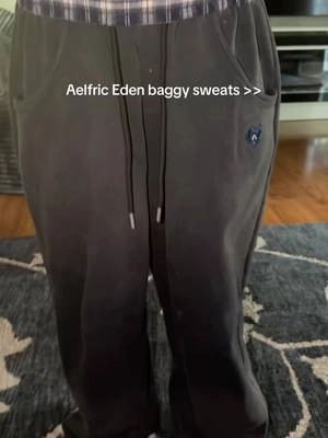 She loves her sweats, they’re super comfy. #aelfriceden #sweats #baggysweats 