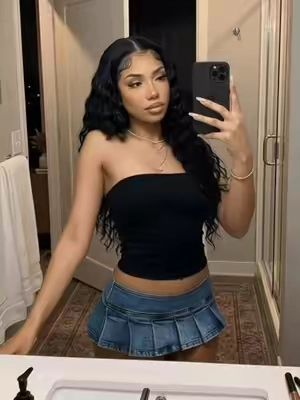#miniskirt #trending #y2k #fashion #OOTD 