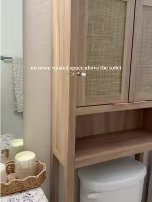 Using the space you already have >>> this over-the-toilet cabinet adds SO much storage without taking up extra floor space. 🤎🧺✨  #BathroomStorage #BathroomOrganization #SmallBathroomIdeas #HomeOrganization #StorageIdeas @SICOTAS 
