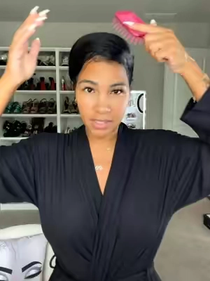 Woke up feeling real good in this @SKIMS  #robe #tiktokcreatorpicks #skims #tiktokcreatorpicks 