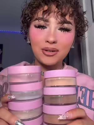 If yall don’t believe me look at all my makeup tutorials i’ve BEEN using this and it never changed 😭 #makeup #loosepowder #kimchichic 