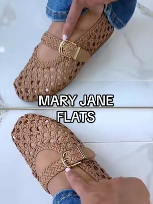 The cutest Mary Jane’s for Fall!  #maryjanes #flatsandals #fallshoes #comfysandals #backtoschool @Cushionaire 