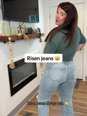 The comfiest but most flattering jeans!! #risenjeans #highwaistedjeans #denimjeans 